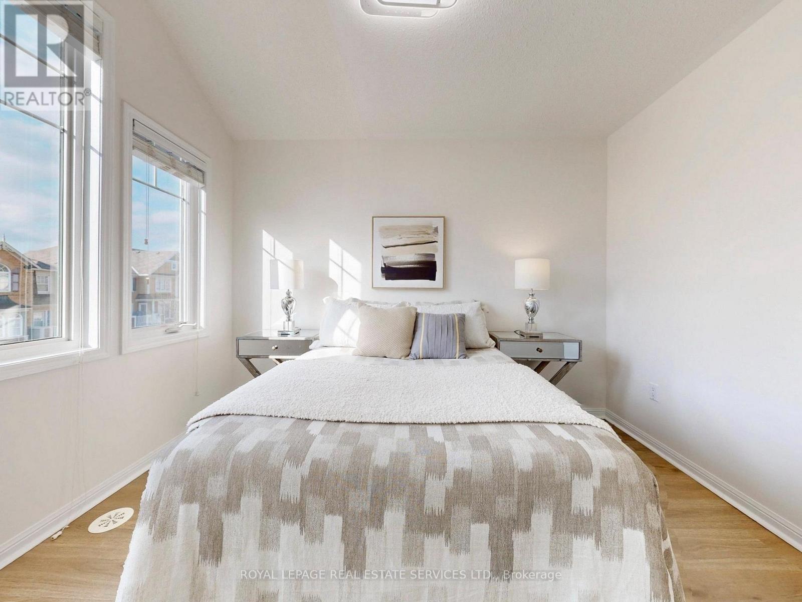 918 Nadalin Heights, Milton, Ontario  L9T 8R1 - Photo 33 - W12994648