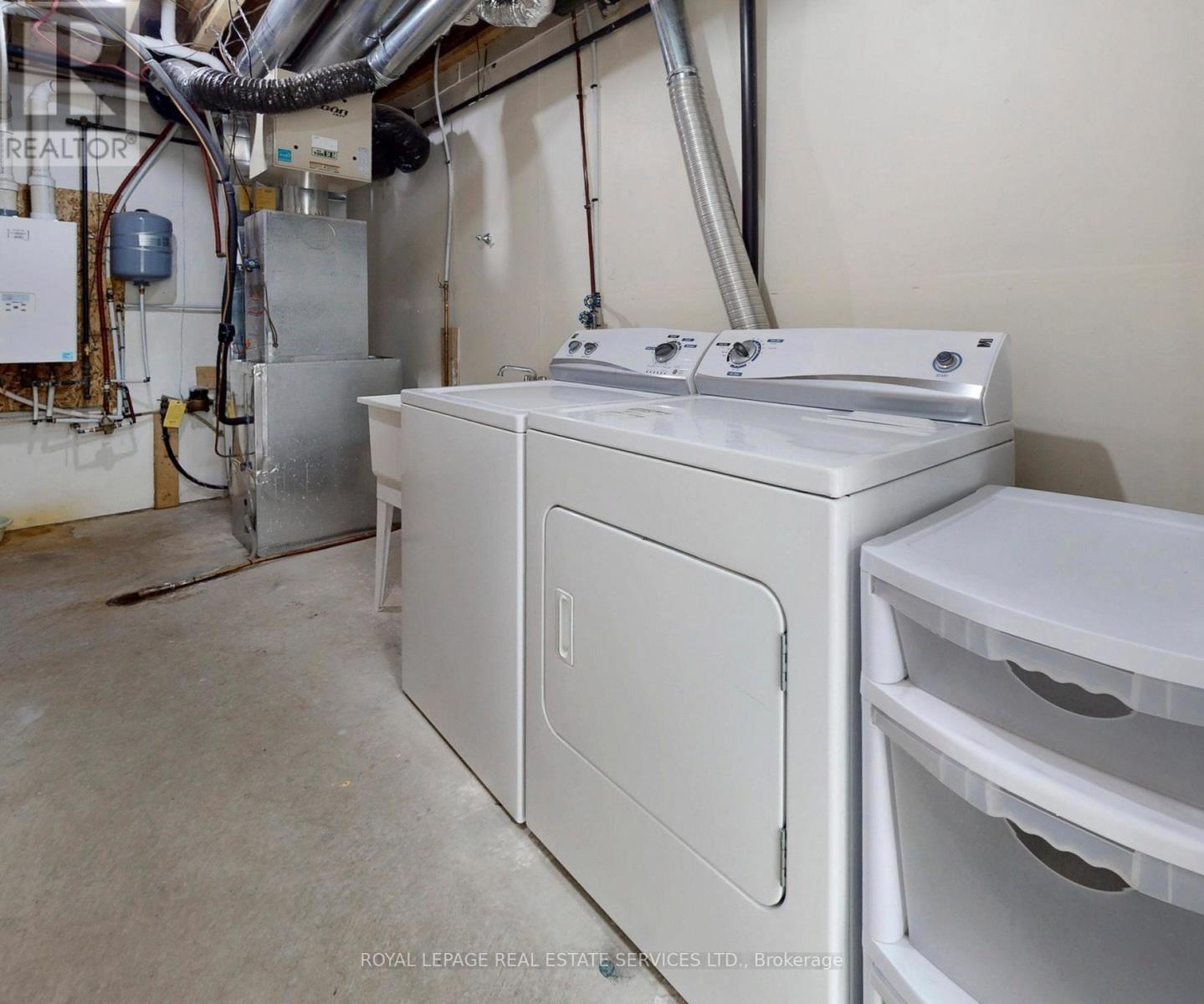 918 Nadalin Heights, Milton, Ontario  L9T 8R1 - Photo 38 - W12994648