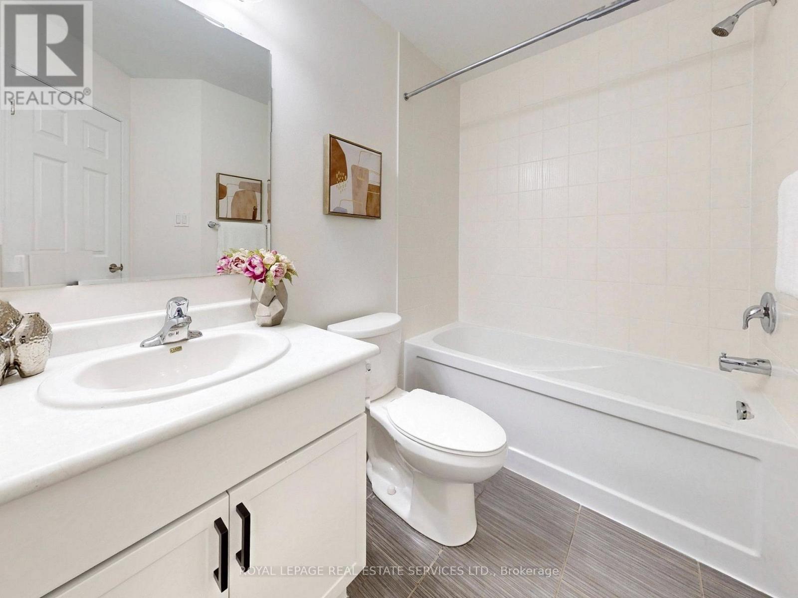 918 Nadalin Heights, Milton, Ontario  L9T 8R1 - Photo 34 - W12994648