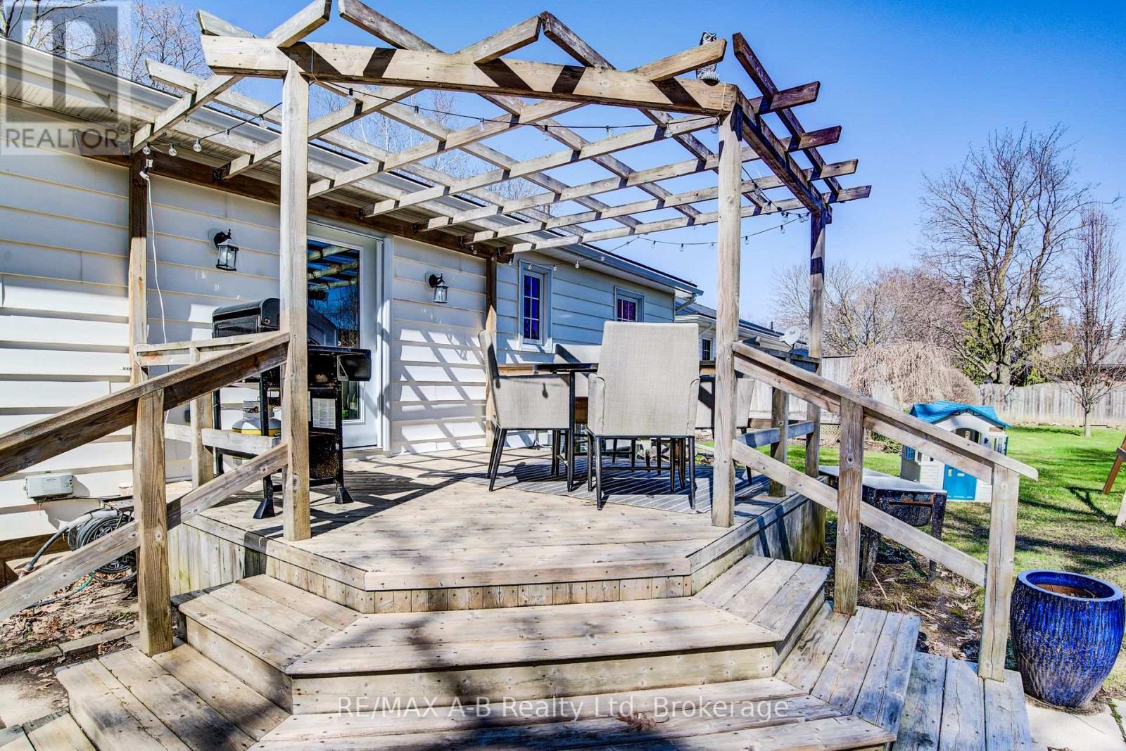 87 Wilton Street, East Zorra-Tavistock, Ontario  N0B 2R0 - Photo 37 - X12988294