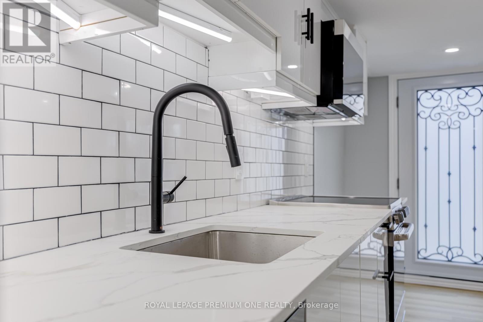 4 - 79 Twenty Fifth Street, Toronto, Ontario  M8V 3P7 - Photo 14 - W12993486