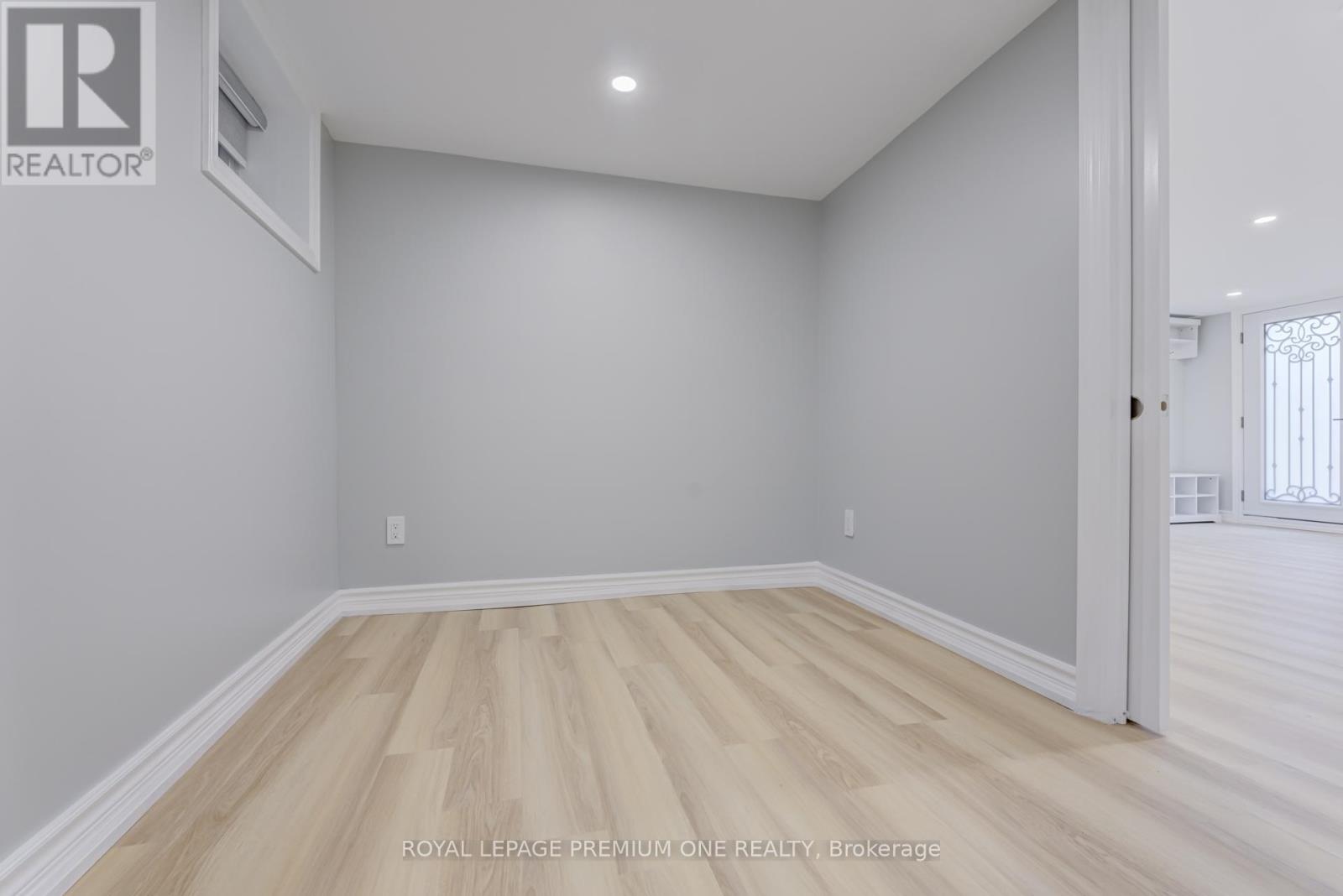 4 - 79 Twenty Fifth Street, Toronto, Ontario  M8V 3P7 - Photo 12 - W12993486