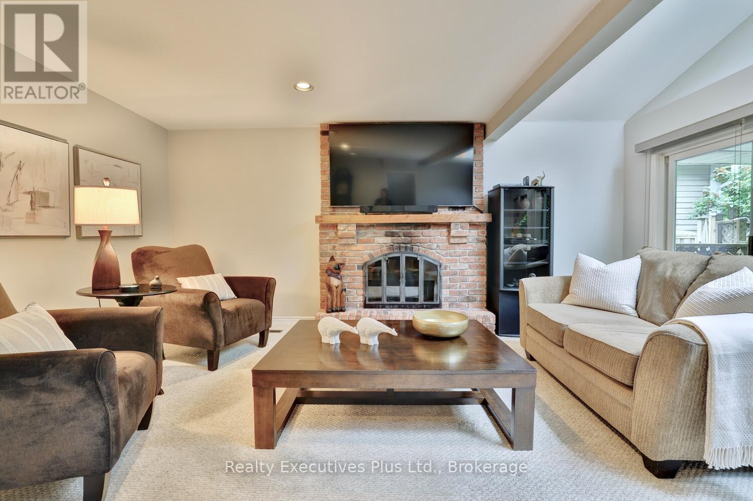 322 Pine Avenue, Oakville, Ontario  L6J 2J9 - Photo 15 - W12994980