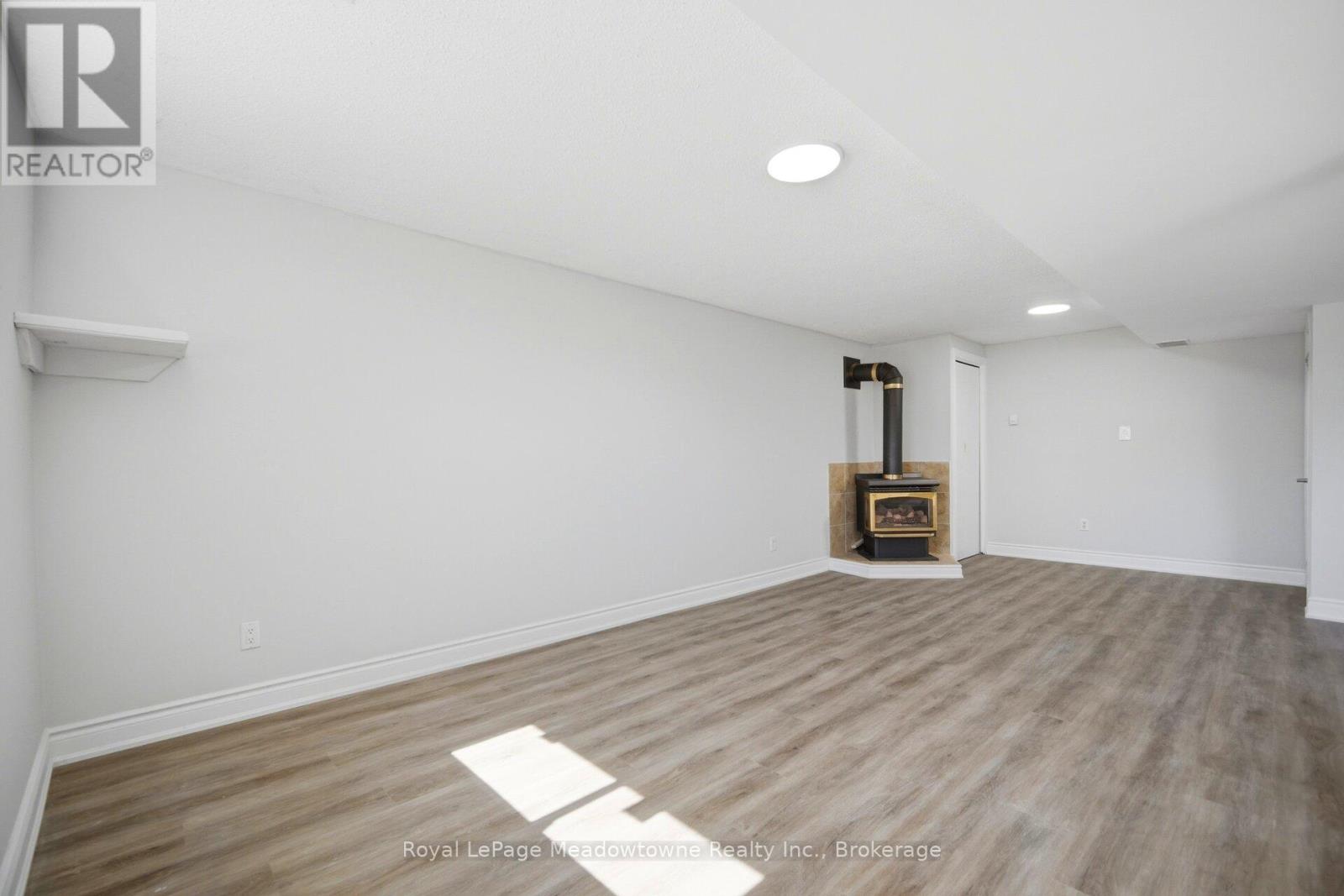 680 Raglan Street, Minto, Ontario  N0G 2P0 - Photo 28 - X12994952