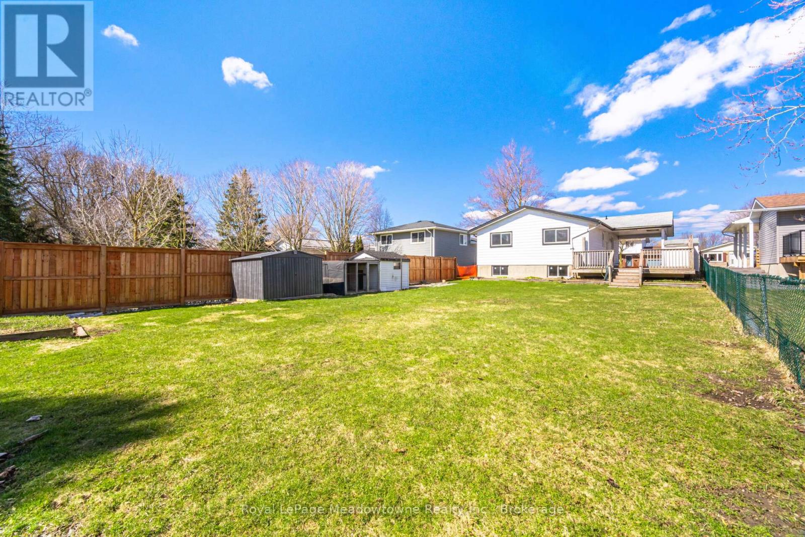 680 Raglan Street, Minto, Ontario  N0G 2P0 - Photo 36 - X12994952