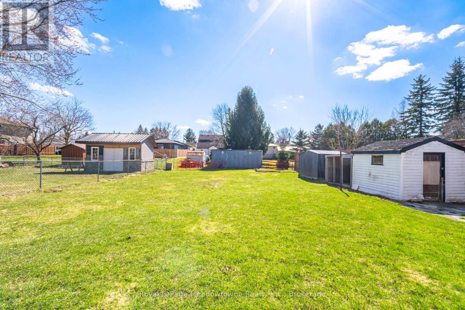 680 Raglan Street, Minto, Ontario  N0G 2P0 - Photo 38 - X12994952