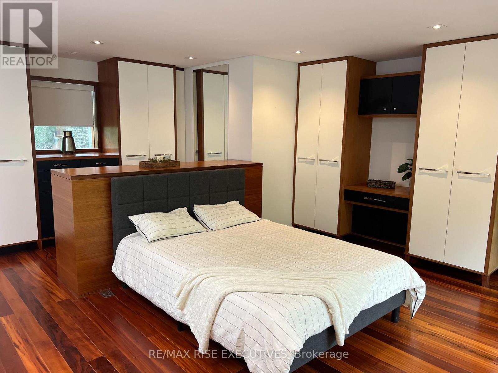 32 Regal Road, Toronto, Ontario  M6H 2J7 - Photo 13 - C12995066