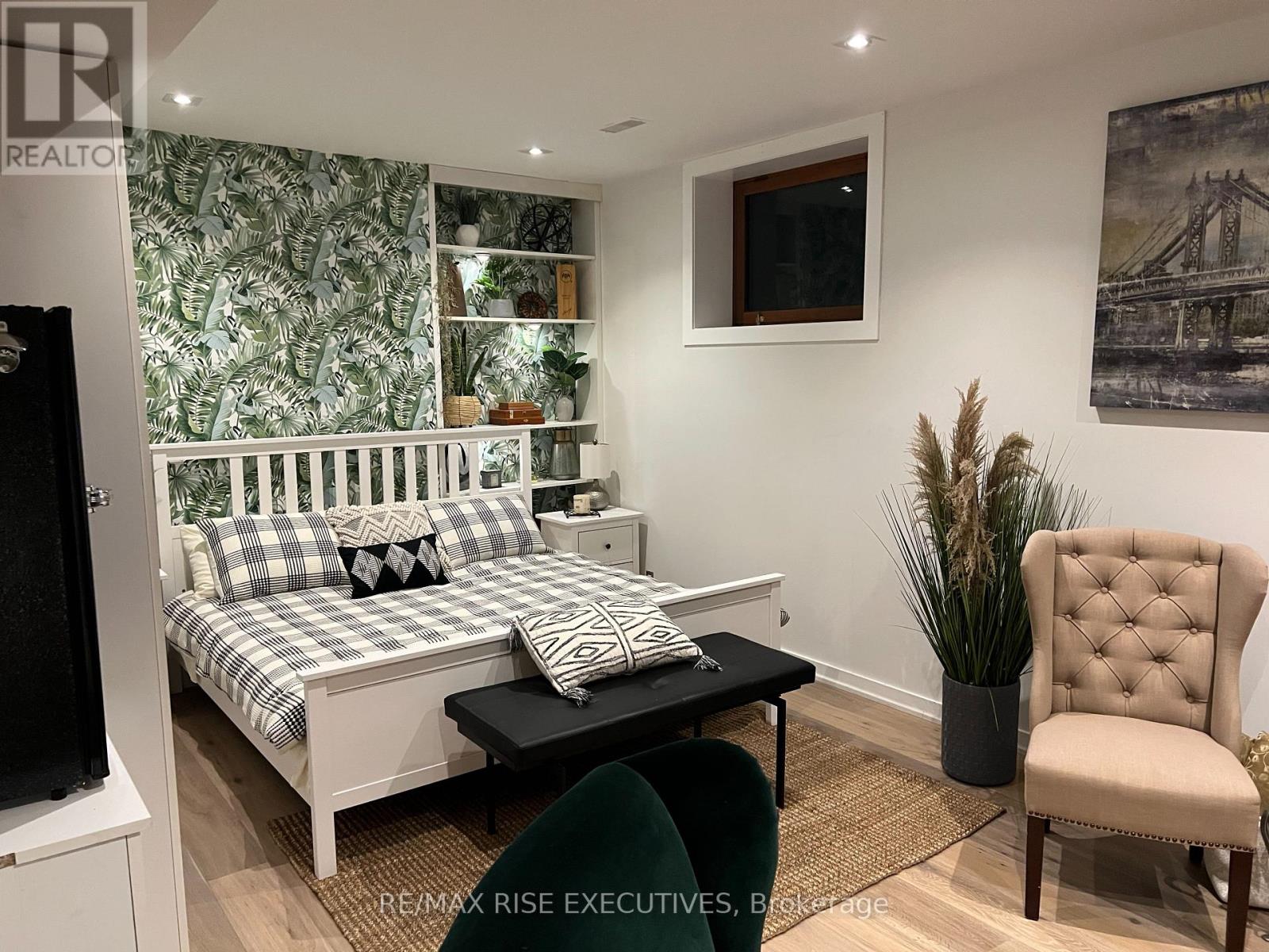 32 Regal Road, Toronto, Ontario  M6H 2J7 - Photo 40 - C12995066