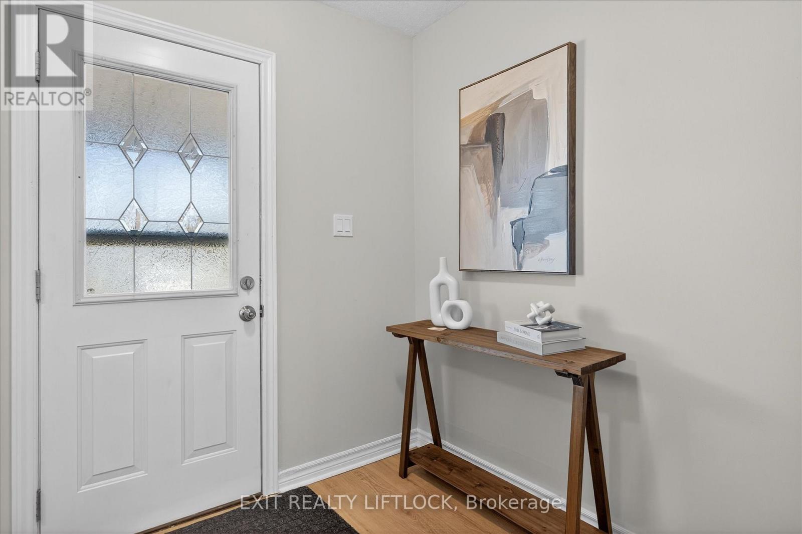 28 - 996 Sydenham Road, Peterborough, Ontario K9J 7V7 - Photo 4 - X12943074