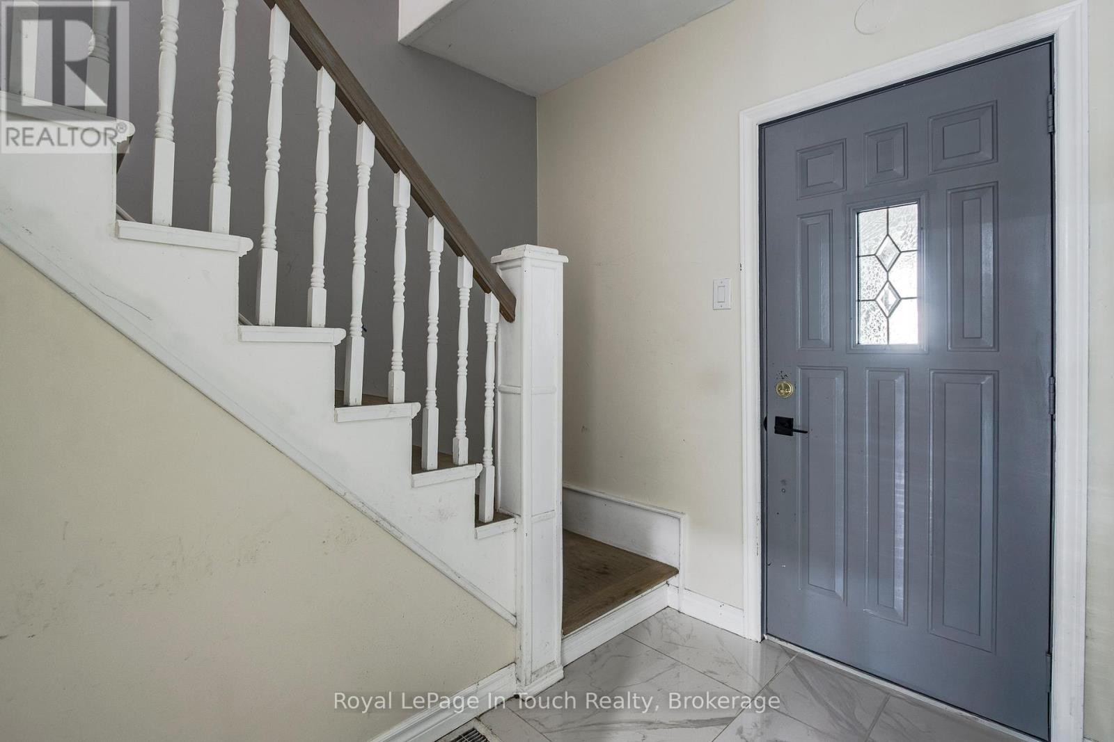 63 Fifth Street E, Midland, Ontario L4R 3V4 - Photo 8 - S12995018