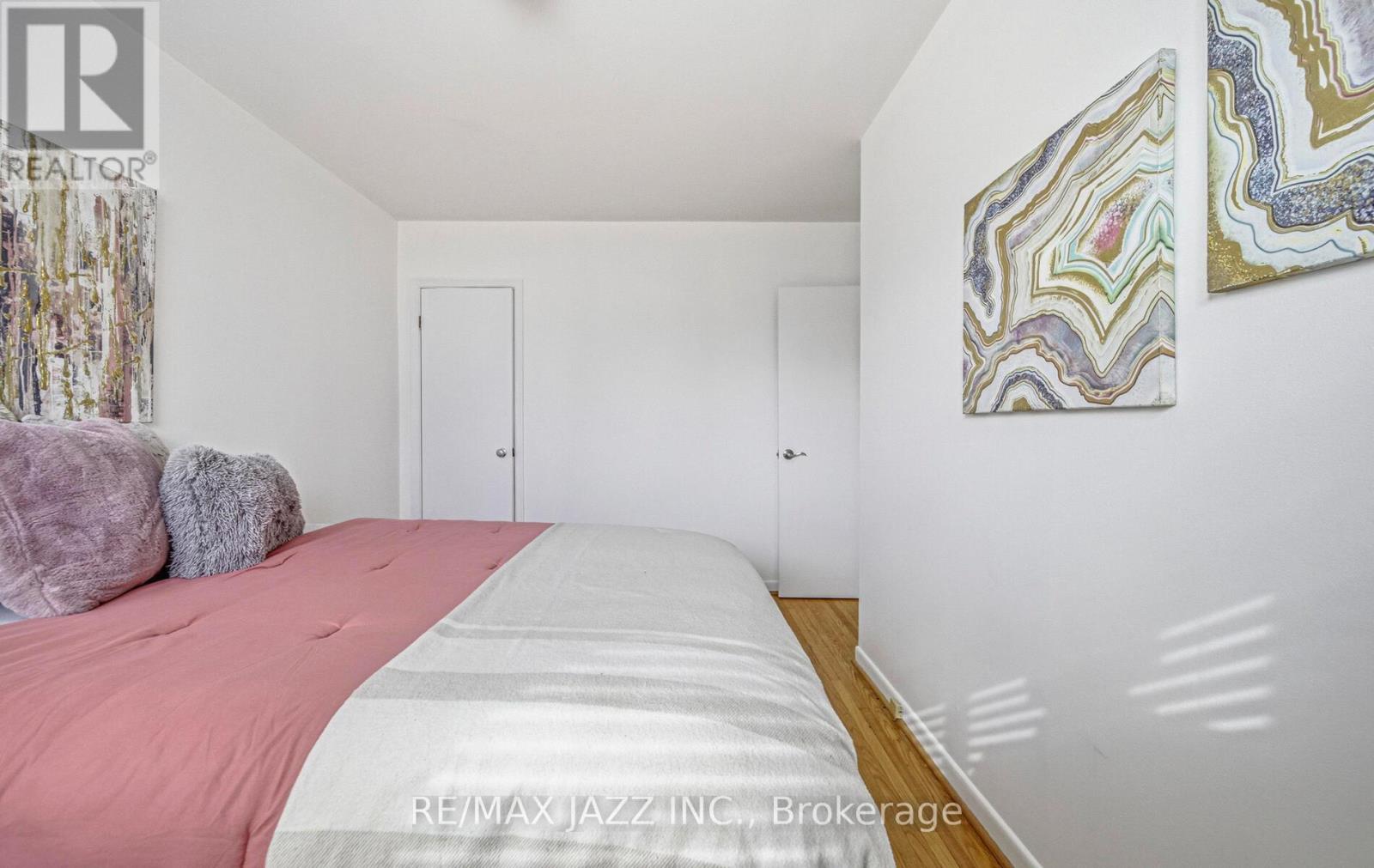 1367 Garvolin Avenue, Pickering, Ontario L1W 1J5 - Photo 17 - E12994990