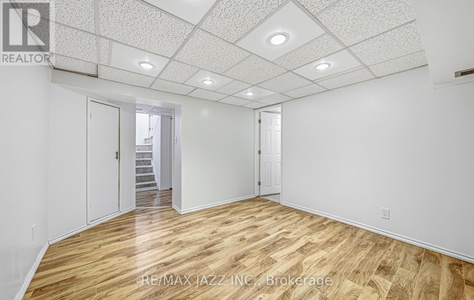 1367 Garvolin Avenue, Pickering, Ontario L1W 1J5 - Photo 22 - E12994990