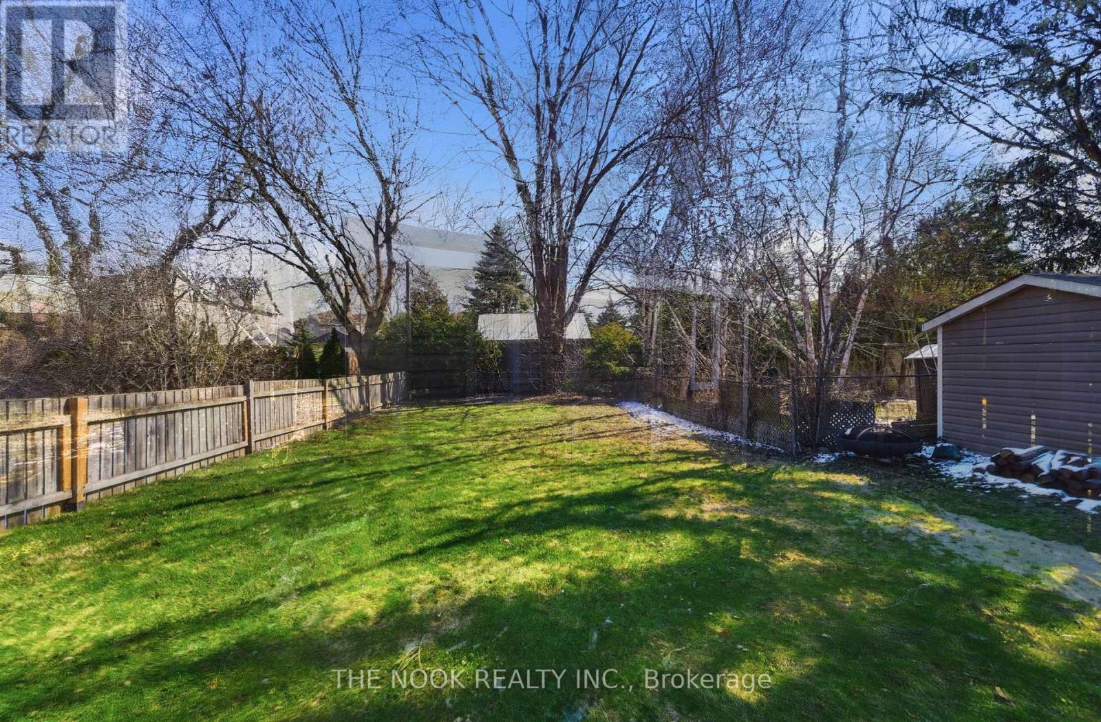 1005 Centre Street N, Whitby, Ontario  L1N 4V4 - Photo 33 - E12995194