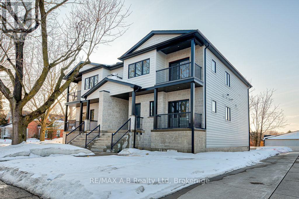312 Forman Avenue, Stratford, Ontario  N5A 6R7 - Photo 1 - X12994890