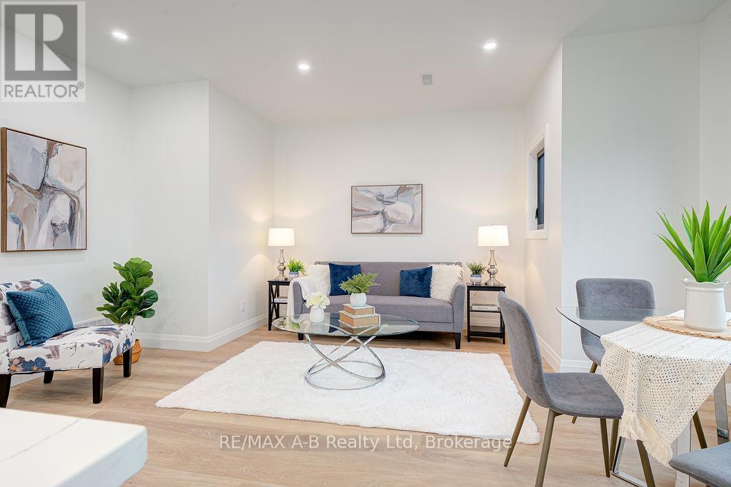 312 Forman Avenue, Stratford, Ontario  N5A 6R7 - Photo 2 - X12994890