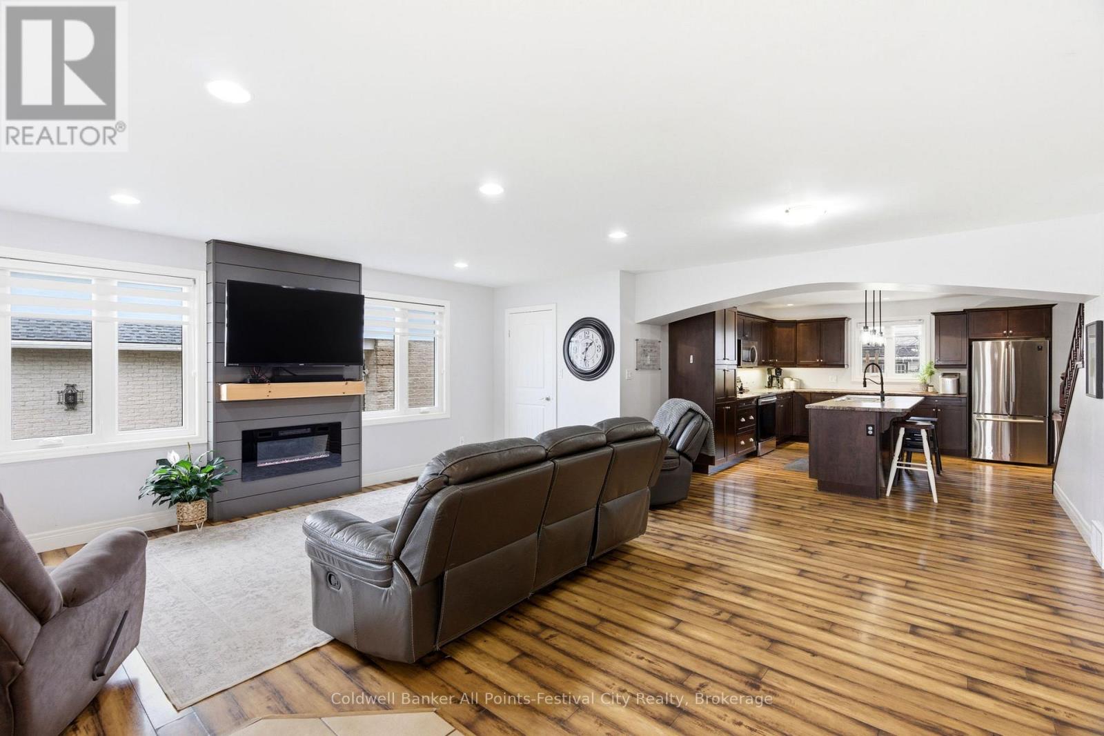 91 Park Street, Goderich, Ontario N7A 1K9 - Photo 9 - X12995028