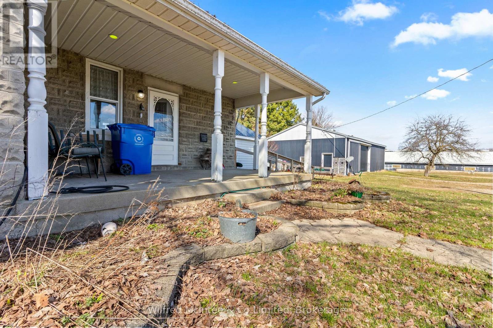 173987 Mulock Road, West Grey, Ontario  N0G 1S0 - Photo 10 - X12995074