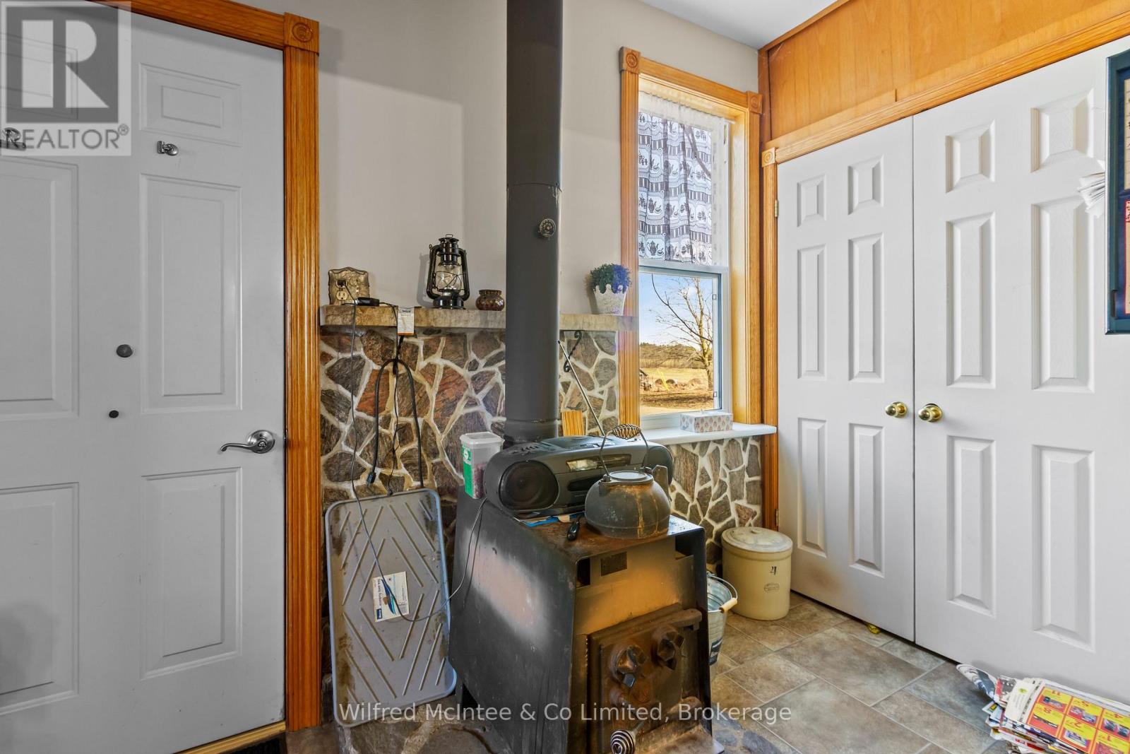 173987 Mulock Road, West Grey, Ontario  N0G 1S0 - Photo 16 - X12995074