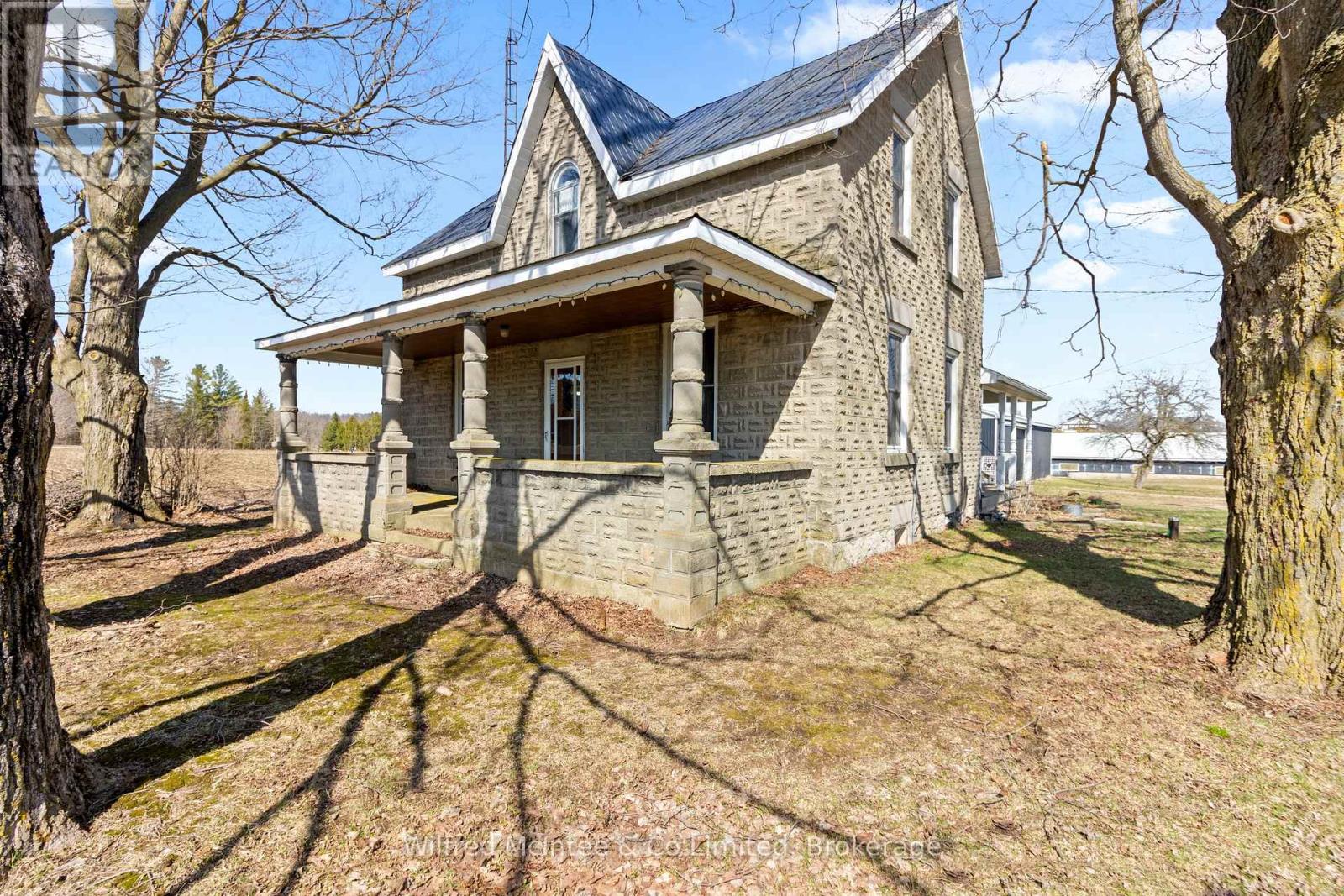 173987 Mulock Road, West Grey, Ontario  N0G 1S0 - Photo 2 - X12995074