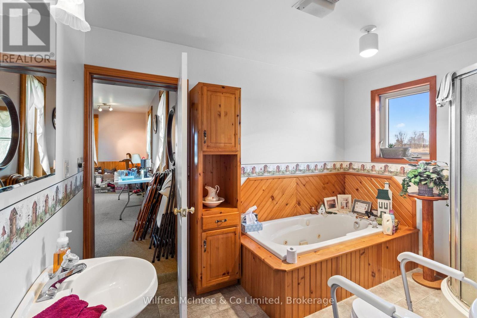 173987 Mulock Road, West Grey, Ontario  N0G 1S0 - Photo 24 - X12995074