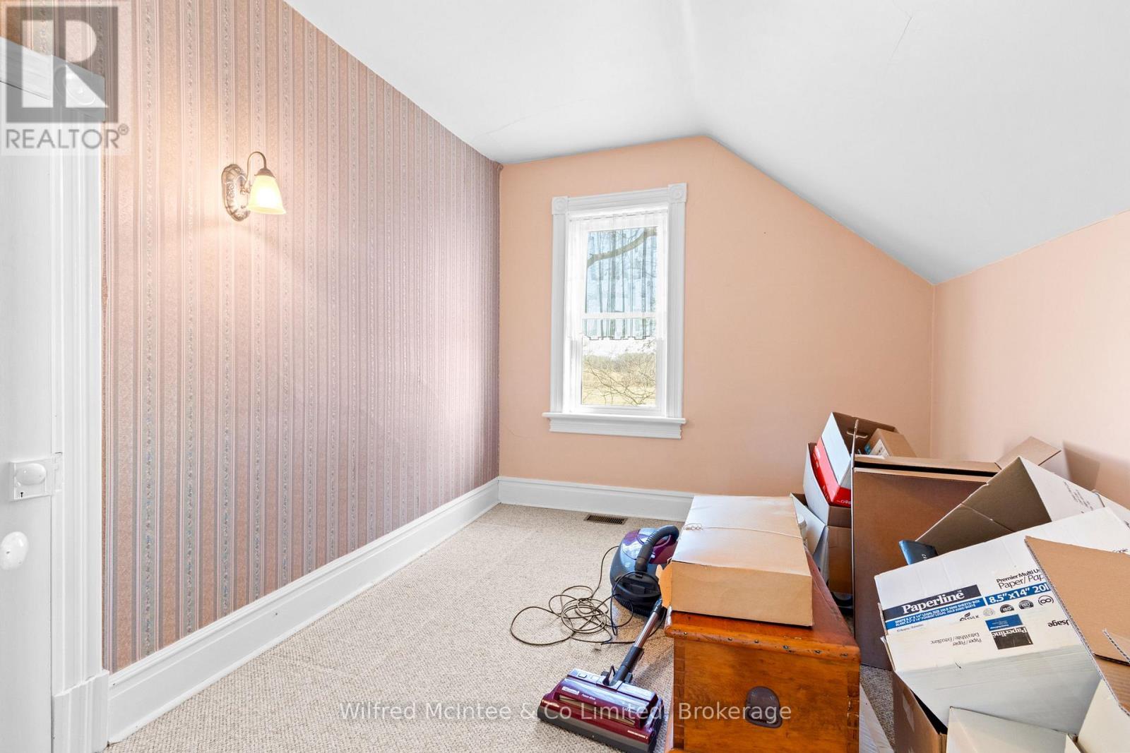 173987 Mulock Road, West Grey, Ontario  N0G 1S0 - Photo 30 - X12995074