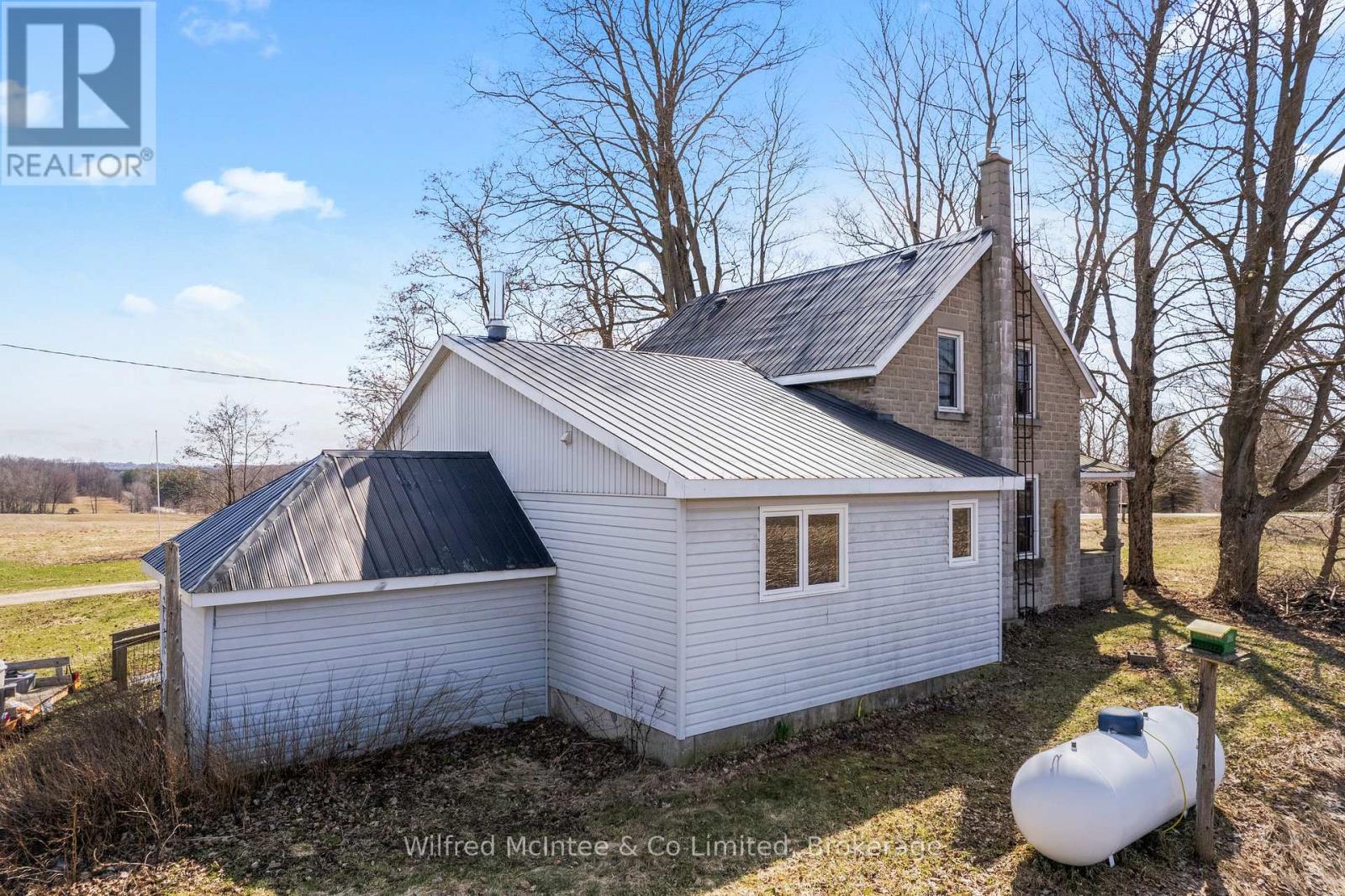 173987 Mulock Road, West Grey, Ontario  N0G 1S0 - Photo 7 - X12995074