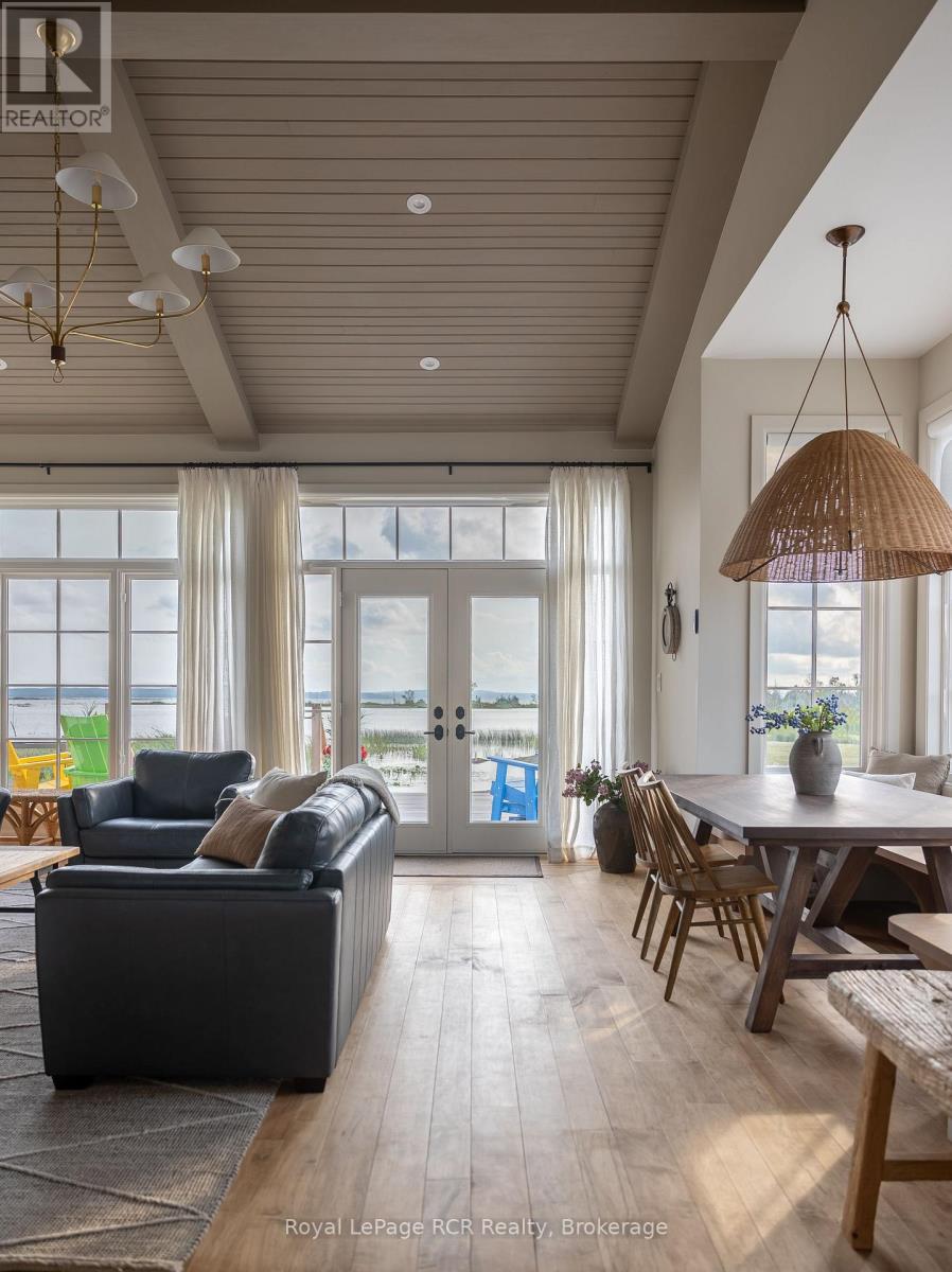 101 Evergreen Lane, Georgian Bay, Ontario  L0K 1S0 - Photo 19 - X12995170