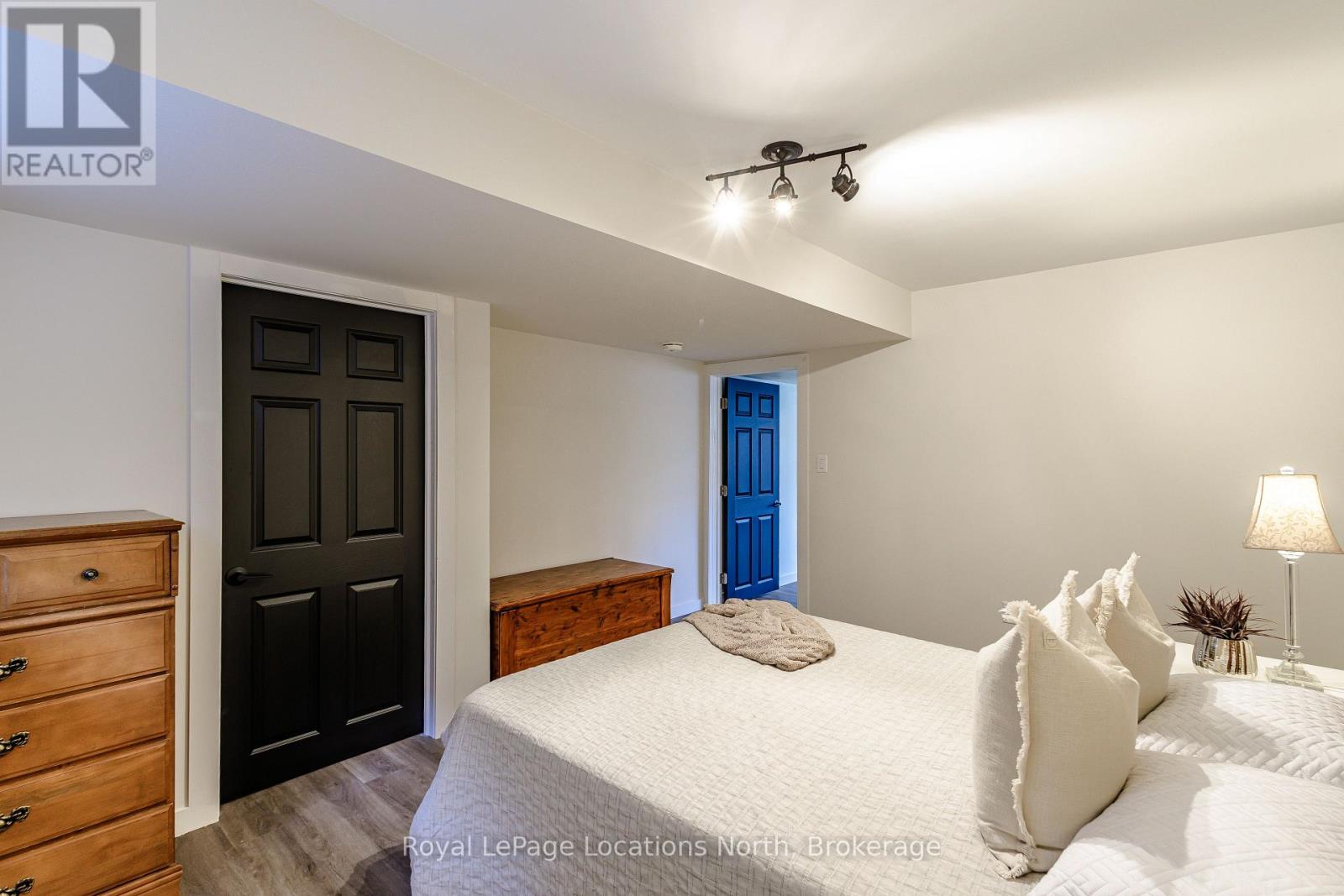 207 Yellow Birch Crescent, Blue Mountains, Ontario  L9Y 0Z3 - Photo 44 - X12995204