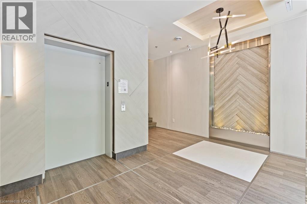 467 Charlton Avenue Unit# 205, Hamilton, Ontario  L8N 0B3 - Photo 5 - 40820108