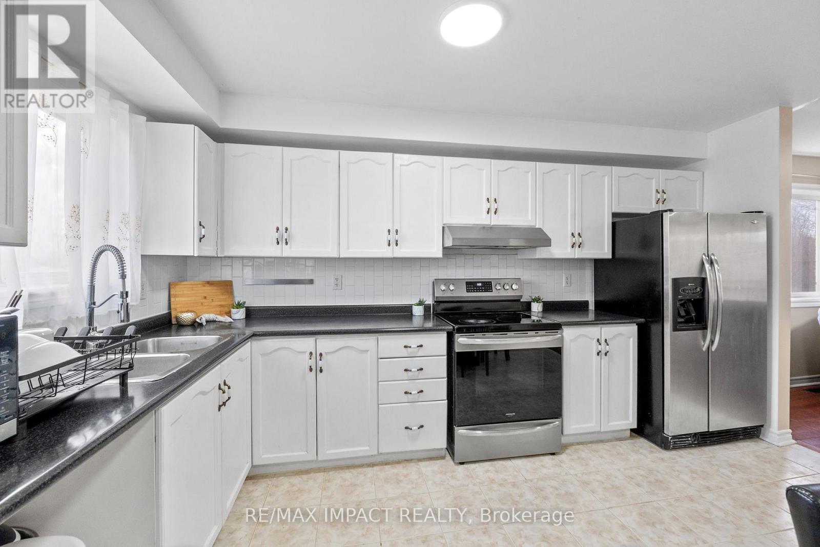 766 Munson Crescent, Cobourg, Ontario  K9A 5N9 - Photo 19 - X12994896