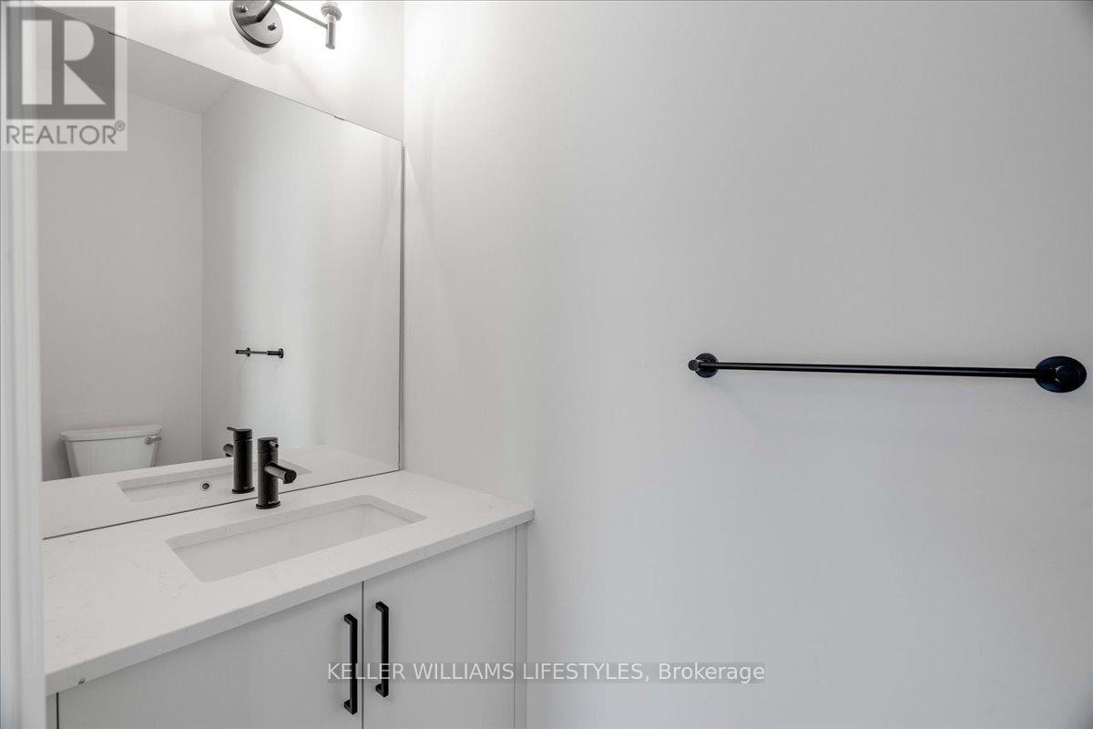 4334 Lismer Lane, London South, Ontario  N6L 0E2 - Photo 6 - X12994924