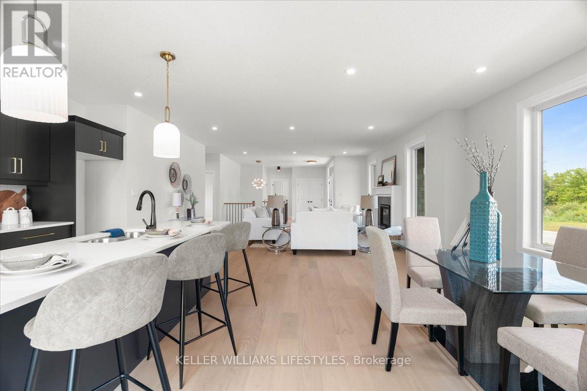 39 East Glen Drive, Lambton Shores, Ontario  N0M 1B0 - Photo 18 - X12994926