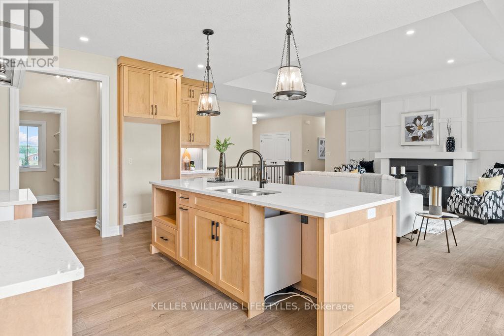 52 East Glen Drive, Lambton Shores, Ontario  N0M 1B0 - Photo 17 - X12994934