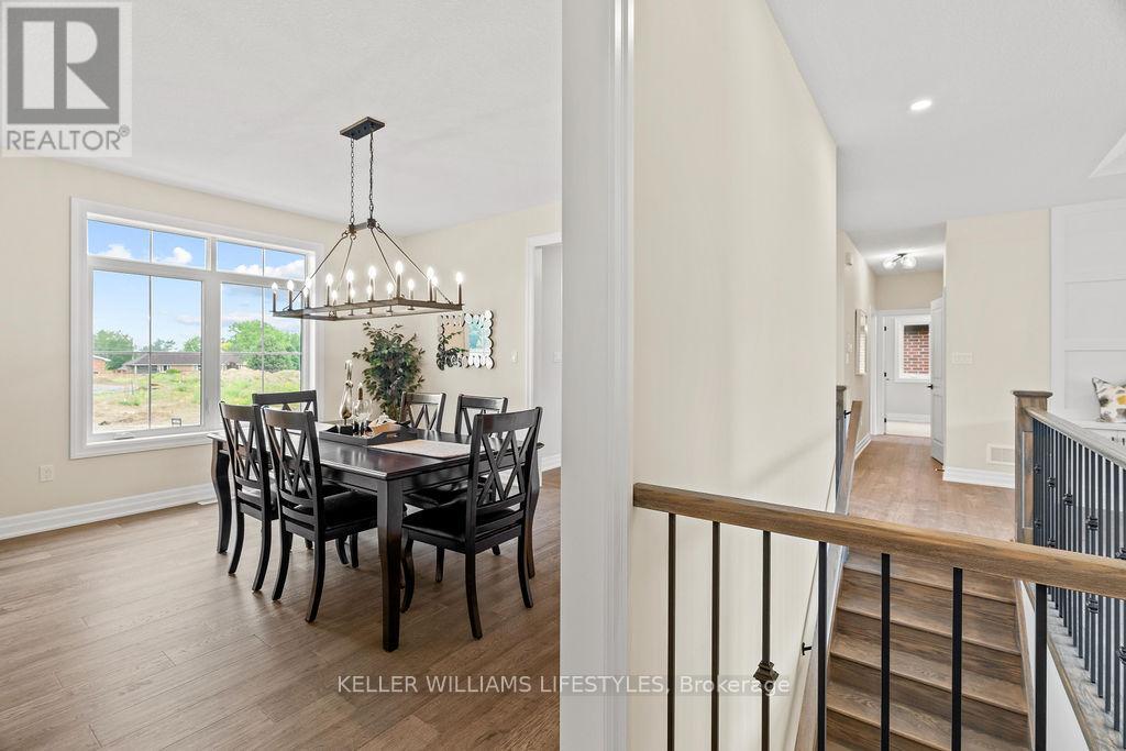 52 East Glen Drive, Lambton Shores, Ontario  N0M 1B0 - Photo 22 - X12994934