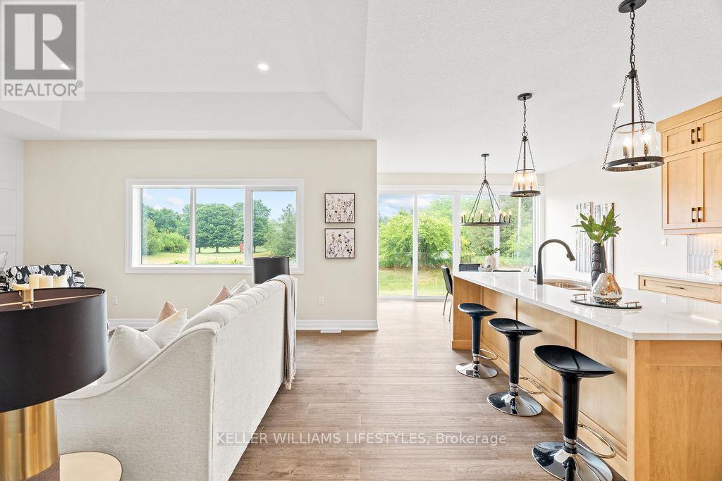 52 East Glen Drive, Lambton Shores, Ontario  N0M 1B0 - Photo 23 - X12994934