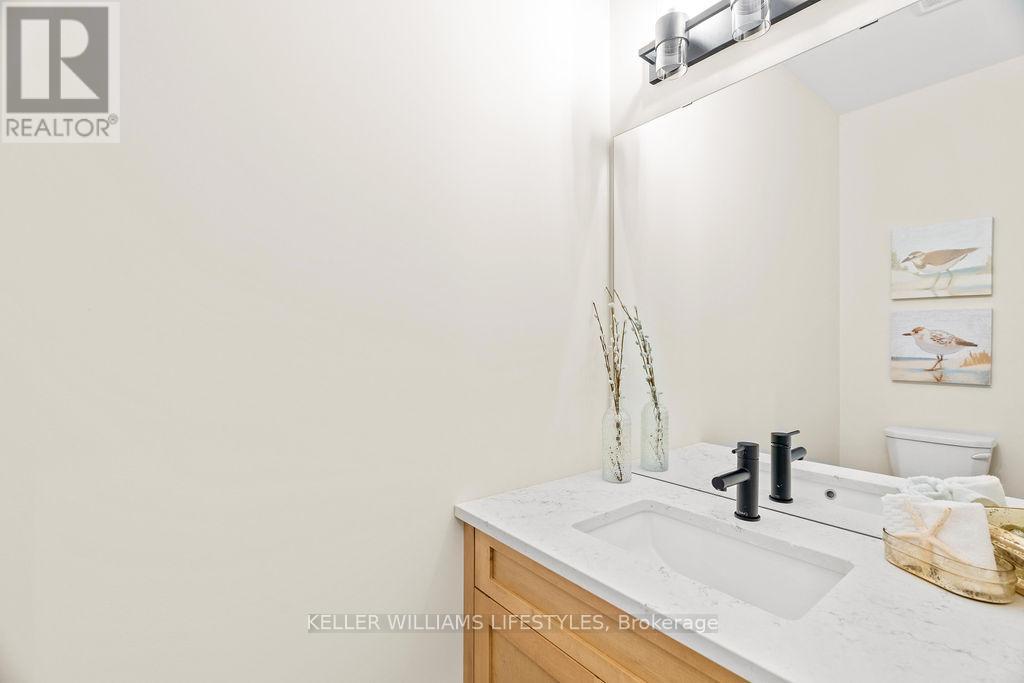 52 East Glen Drive, Lambton Shores, Ontario  N0M 1B0 - Photo 24 - X12994934