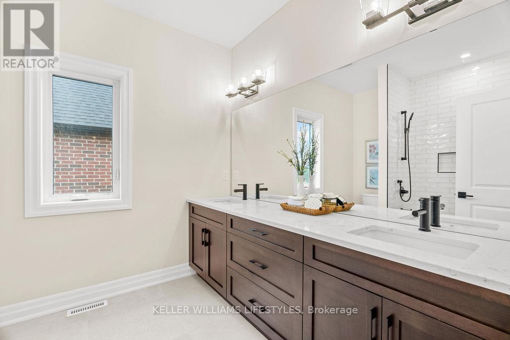 52 East Glen Drive, Lambton Shores, Ontario  N0M 1B0 - Photo 27 - X12994934