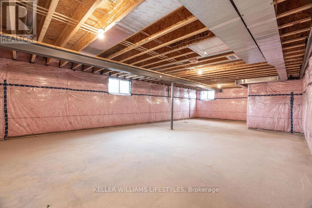 52 East Glen Drive, Lambton Shores, Ontario  N0M 1B0 - Photo 44 - X12994934