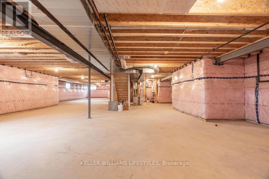 52 East Glen Drive, Lambton Shores, Ontario  N0M 1B0 - Photo 46 - X12994934