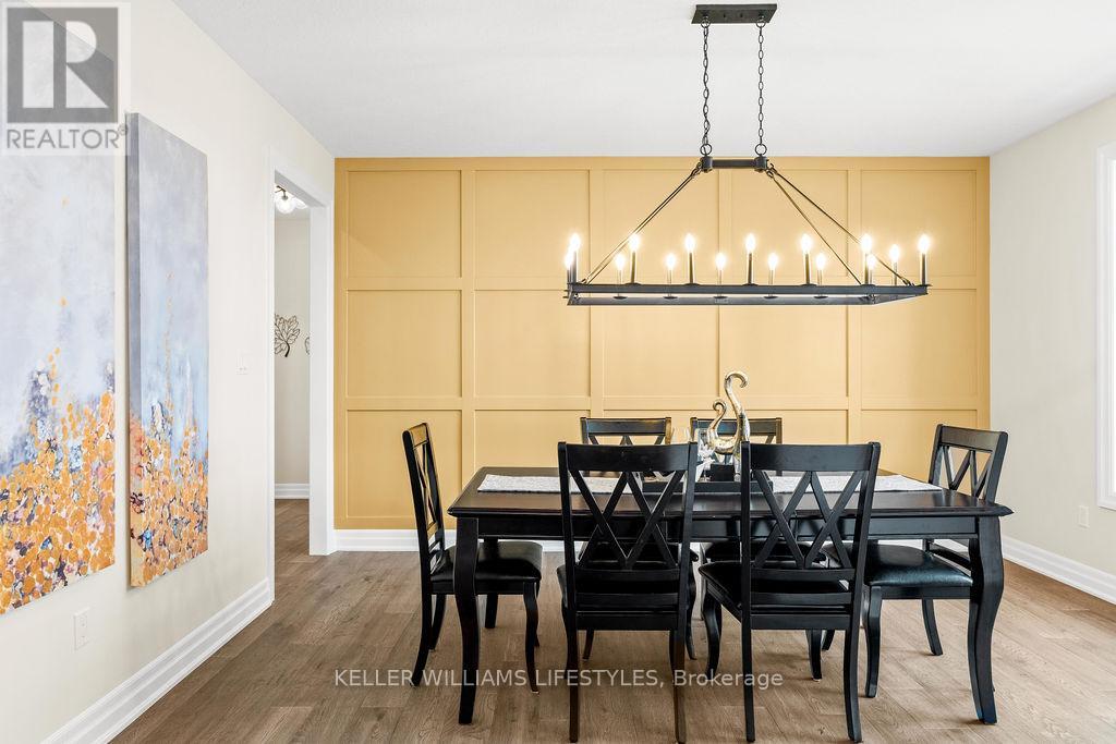 52 East Glen Drive, Lambton Shores, Ontario  N0M 1B0 - Photo 5 - X12994934