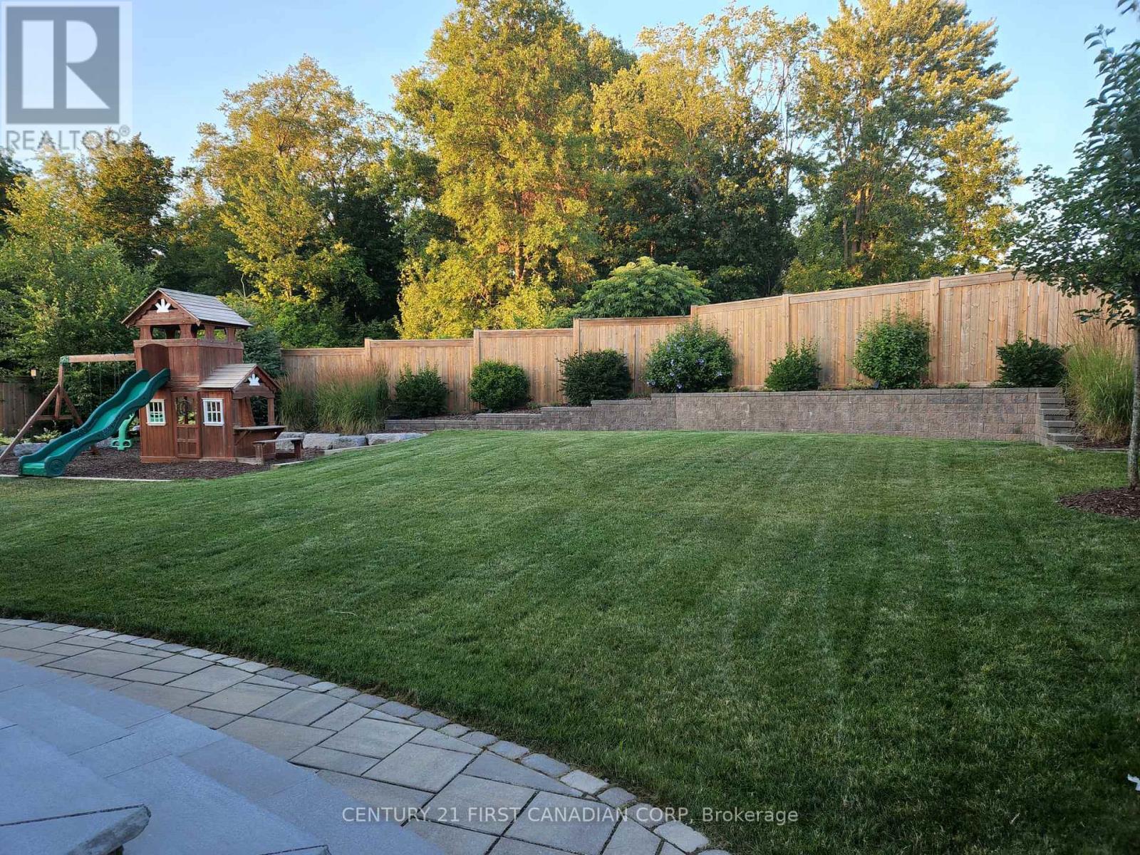 1066 Riverbend Road, London South, Ontario  N6K 4Z3 - Photo 38 - X12994968