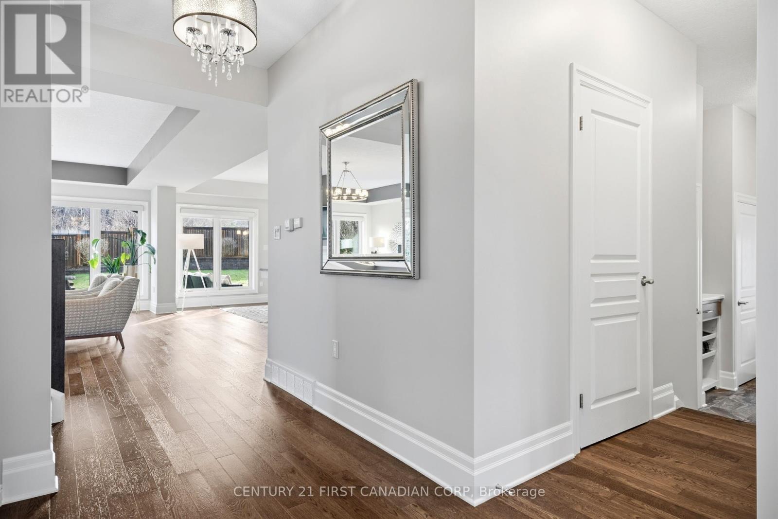 1066 Riverbend Road, London South, Ontario  N6K 4Z3 - Photo 6 - X12994968