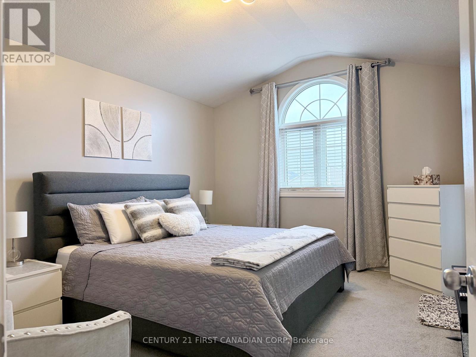 9 Barrett Crescent, St. Thomas, Ontario  N5R 6M1 - Photo 13 - X12994998