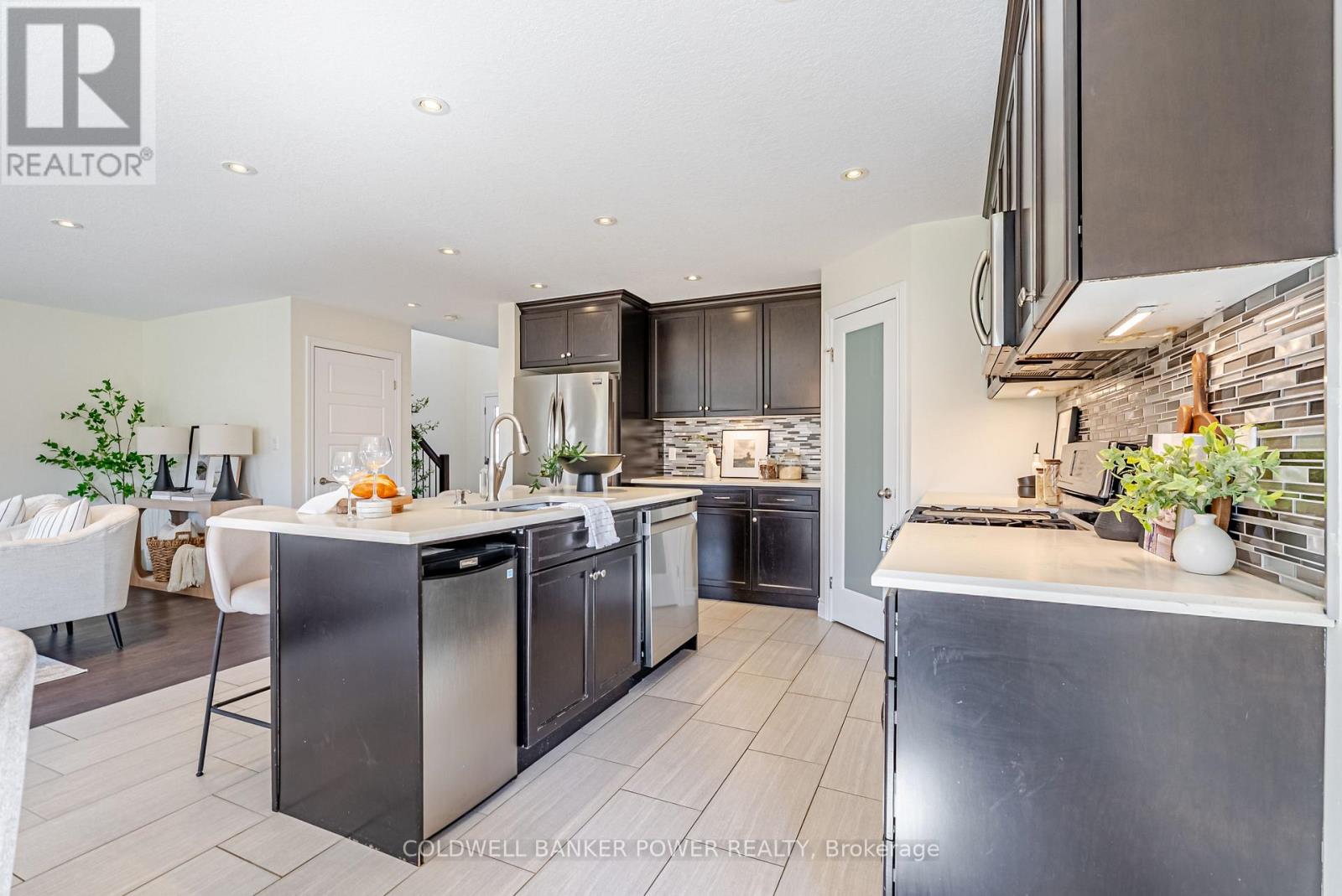 429 Bourdeau Road, London East, Ontario  N5W 0A3 - Photo 10 - X12995068