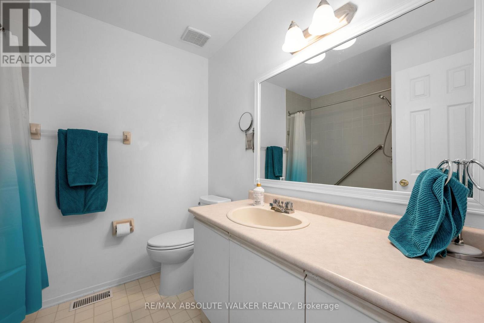 38 Beacon Way, Ottawa, Ontario  K2K 2R3 - Photo 19 - X12994960