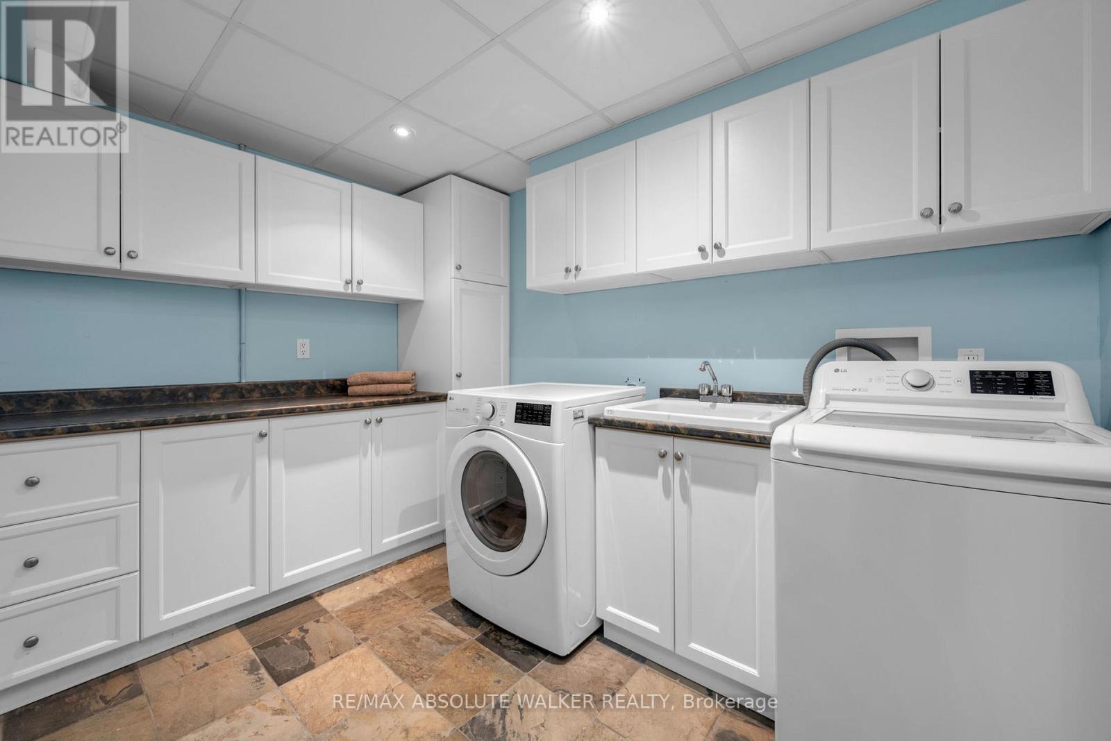 38 Beacon Way, Ottawa, Ontario  K2K 2R3 - Photo 23 - X12994960