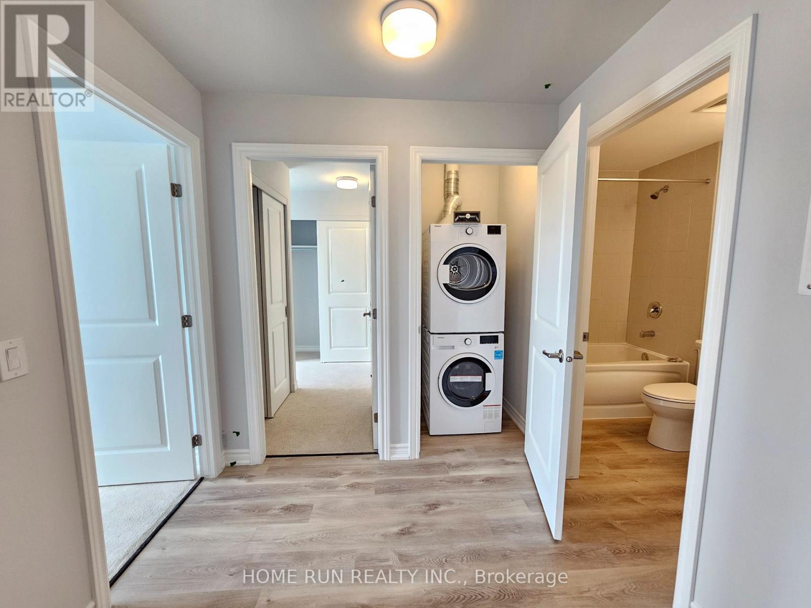 411 - 397 Codd's Road, Ottawa, Ontario  K2J 7E6 - Photo 7 - X12995046