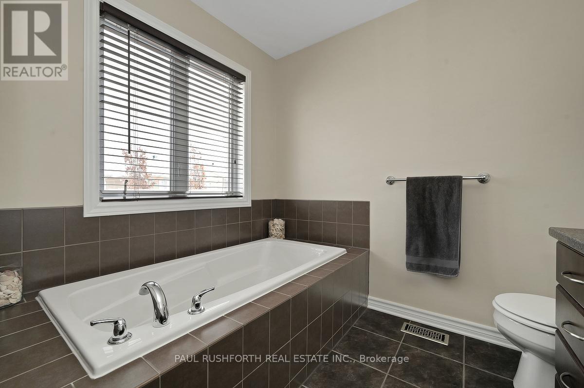 310 Sarabella Street, Ottawa, Ontario  K4A 0A3 - Photo 25 - X12995092