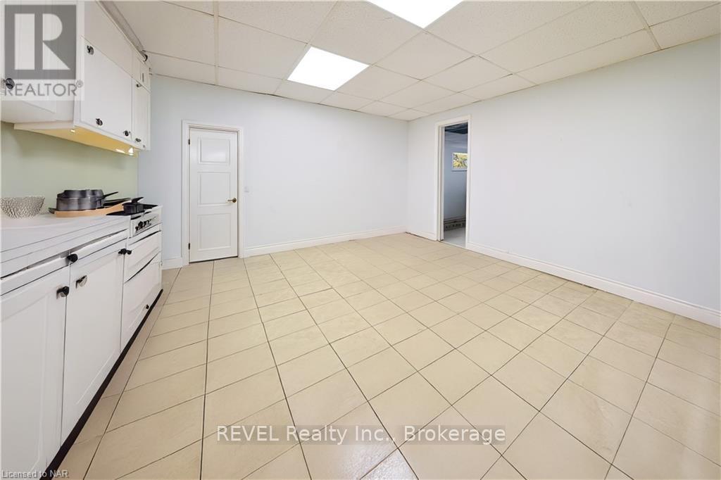12 East Main Street, Welland, Ontario  L3B 3W3 - Photo 10 - X12995000