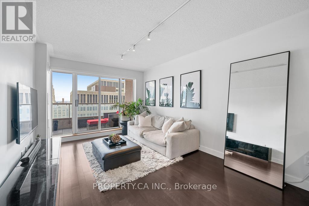 1503 - 909 Bay Street, Toronto, Ontario  M5S 3G2 - Photo 7 - C12994914